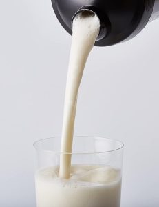 Dymatize ISO 100 Gourmet Vanilla 2.2 kg - Whey Protein Hydrolysat + Isolate Powder - shake